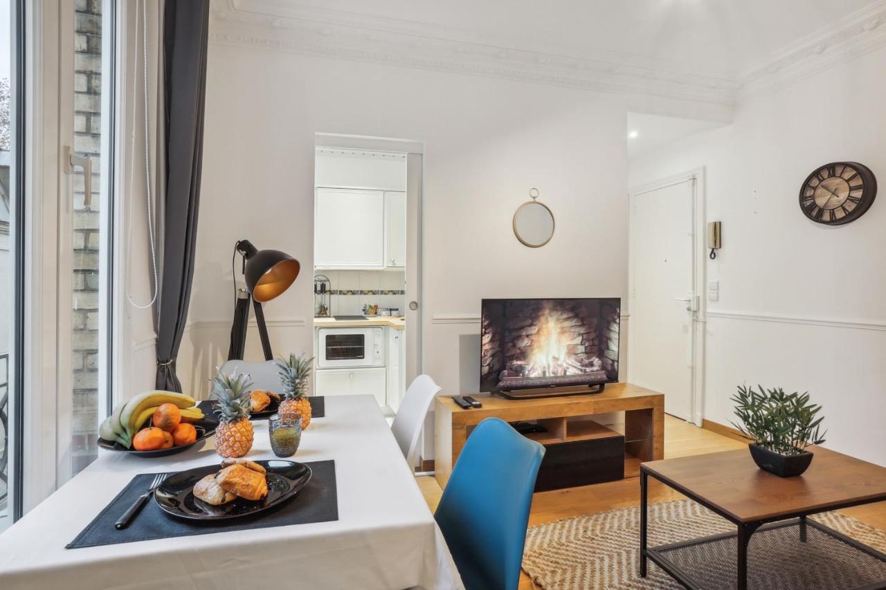 パリ Superbe 2 Pieces Au Coeur Du Xvieme Bed & Breakfast エクステリア 写真
